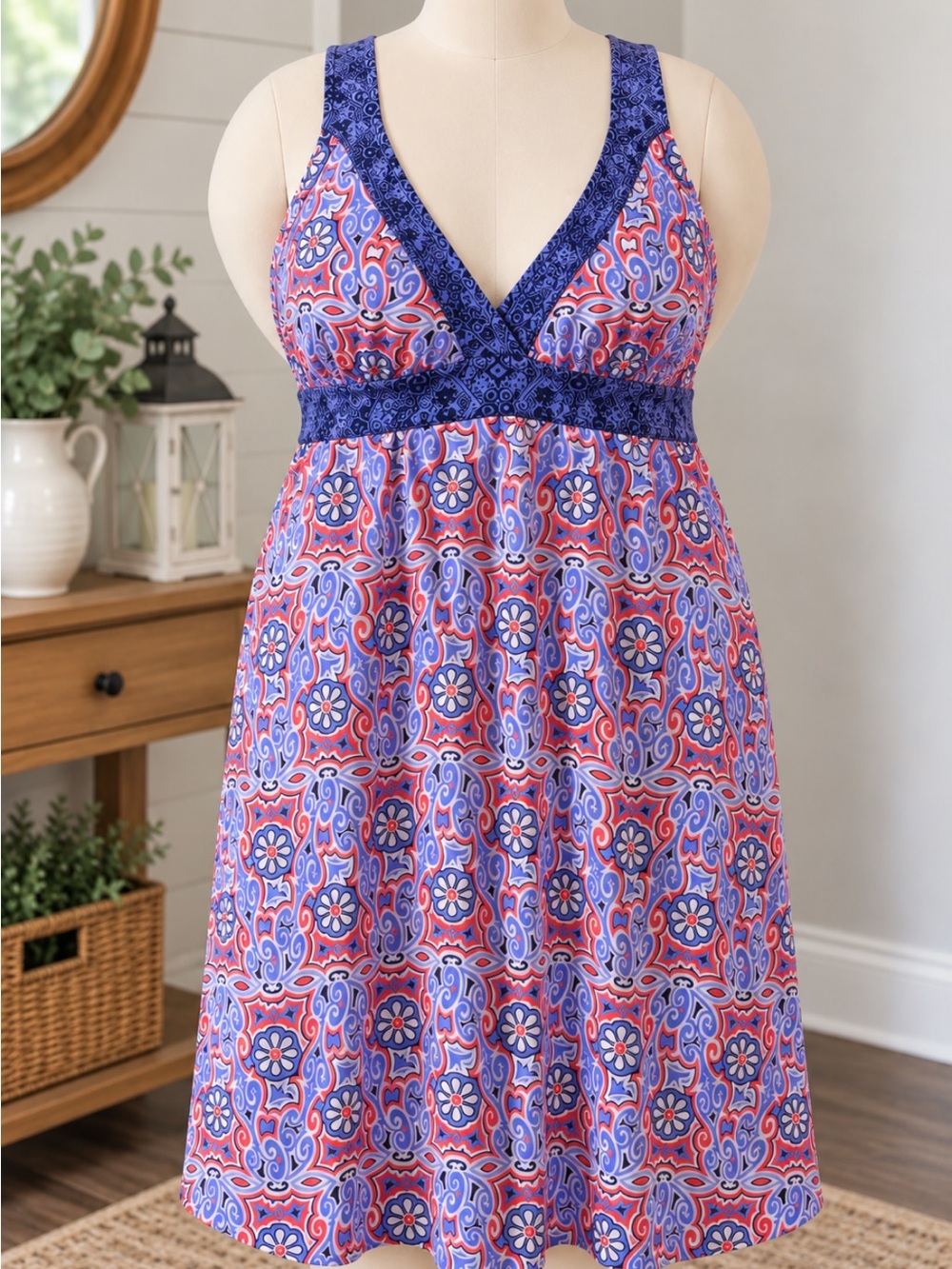 Sleeveless V-Neck Midi Dress in Purple and Pink Print